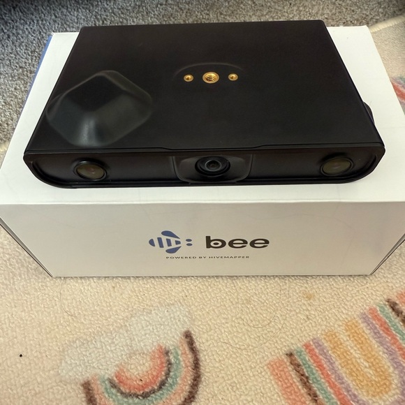 HiveMapper Bee Dashcam -NEW IN BOX- LTE-WIFI Cellular READY FORNEWSIDE HUSTLE